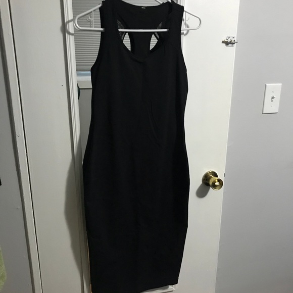 lululemon athletica Dresses & Skirts - Lululemon size 8 black dress